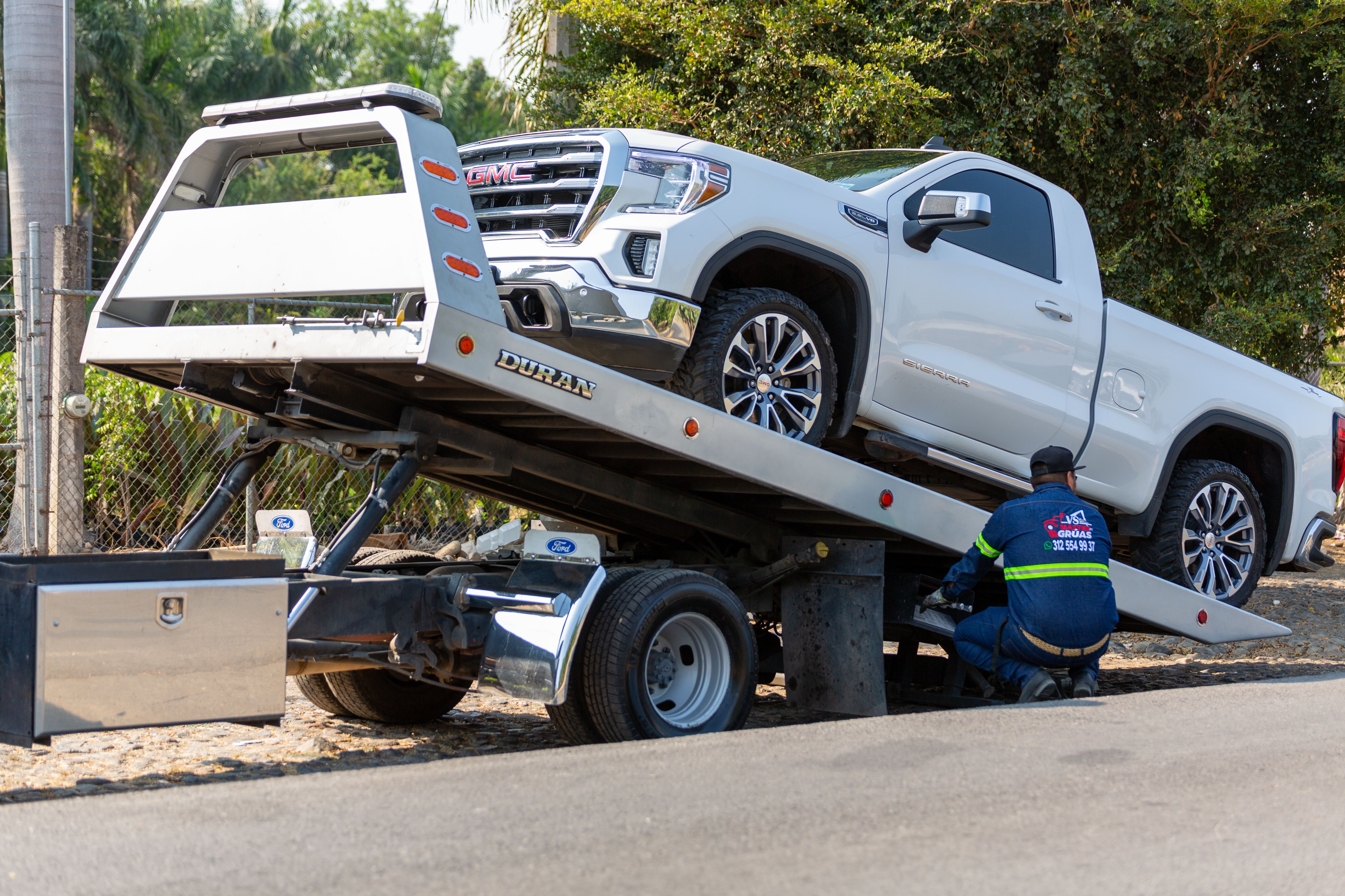 Professional tow truck providing emergency roadside assistance